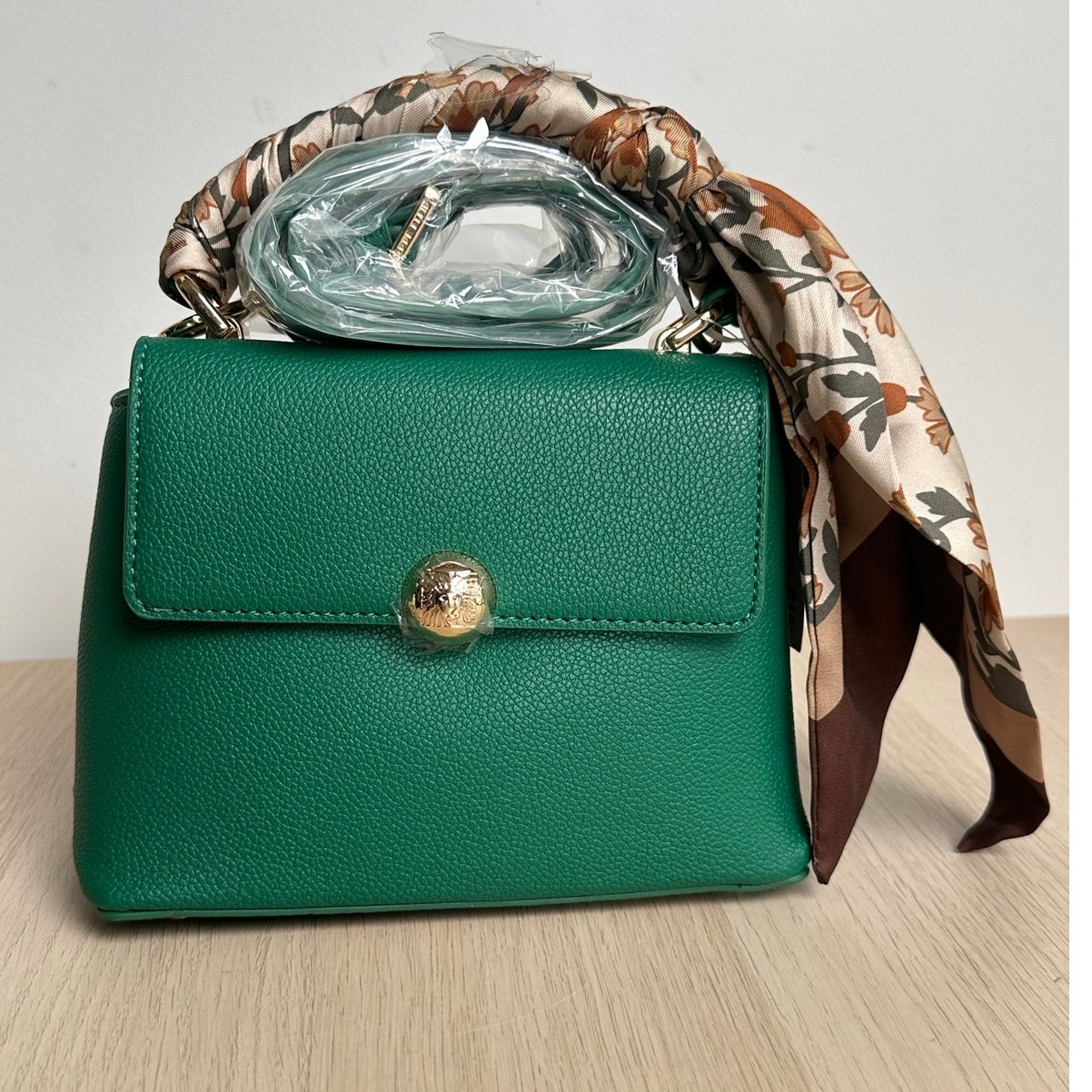 Green Anne Klein Handbag With Silk Wrap - New